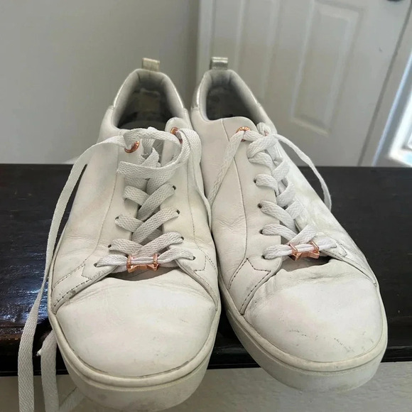 Ted Baker Roully Birds Sneakers - Picture 2 of 6